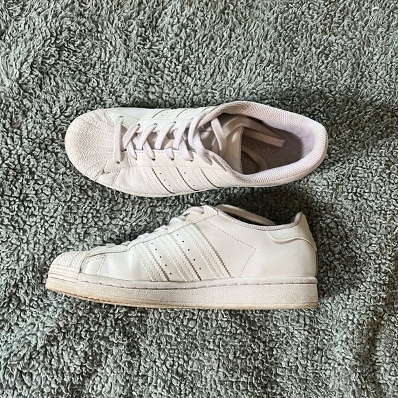Adidas sneakers - Picture 1 of 3